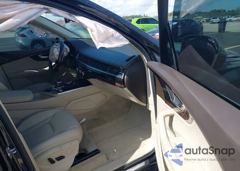 2018 Audi Q7 3.0T Premium из США, поврежденный, VIN WA1AAAF73JD011008